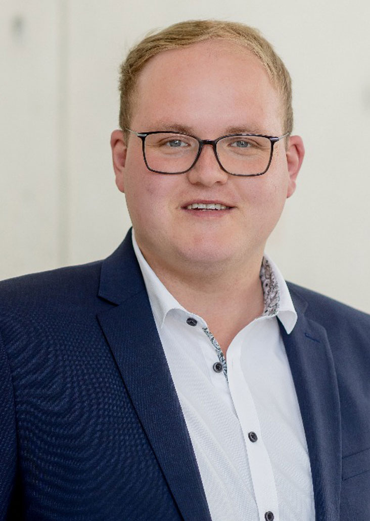 Dr. Fabian Steiniger